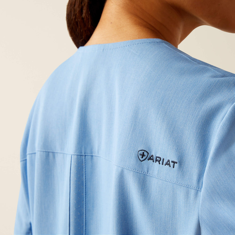 Ariat Clara 6 Pocket Scrub Top